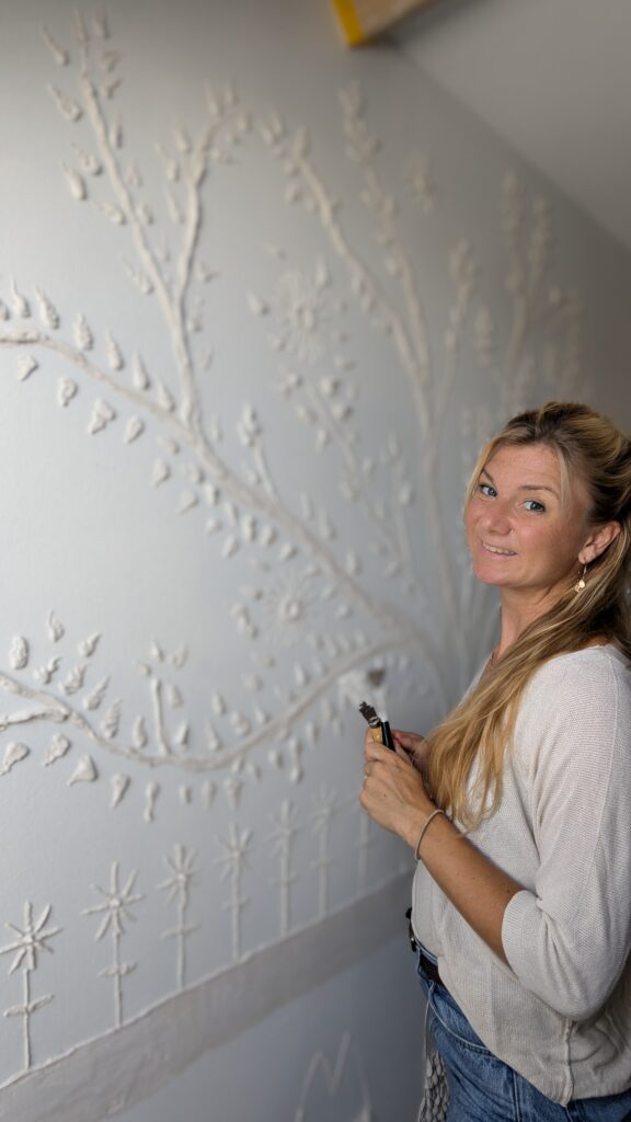 Suzanne Bennis Wall Artist - muur schilderingen - Wild Lines Bunschoten Spakenburg - Muur kunst